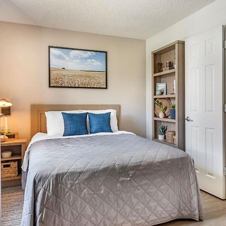 Intown Suites Extended Stay Greensboro Nc - Airport Ngoại thất bức ảnh
