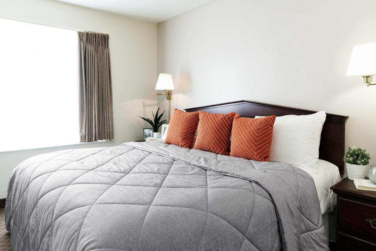 Intown Suites Extended Stay Greensboro Nc - Airport Ngoại thất bức ảnh