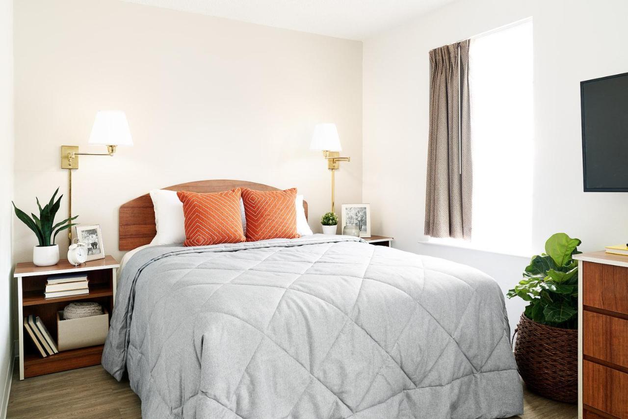 Intown Suites Extended Stay Greensboro Nc - Airport Ngoại thất bức ảnh